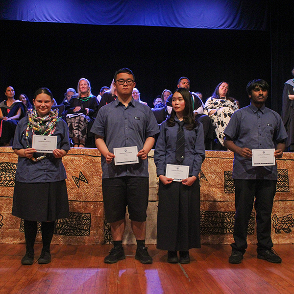 Senior Prizegiving Thm 9958